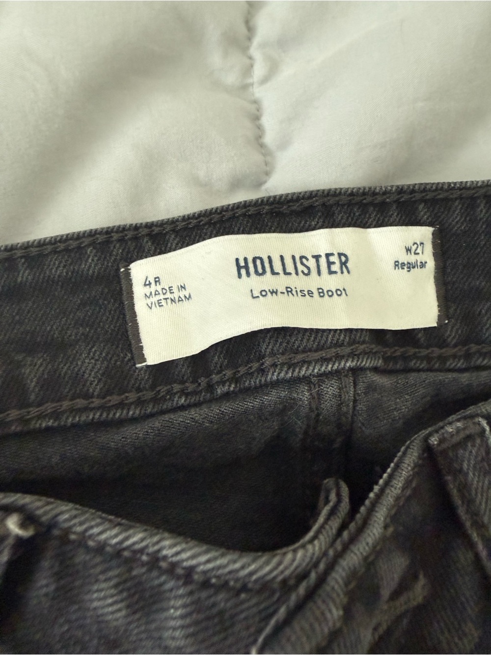 Hollister Black Bootcut Women's Jeans - Picture 3 of 5